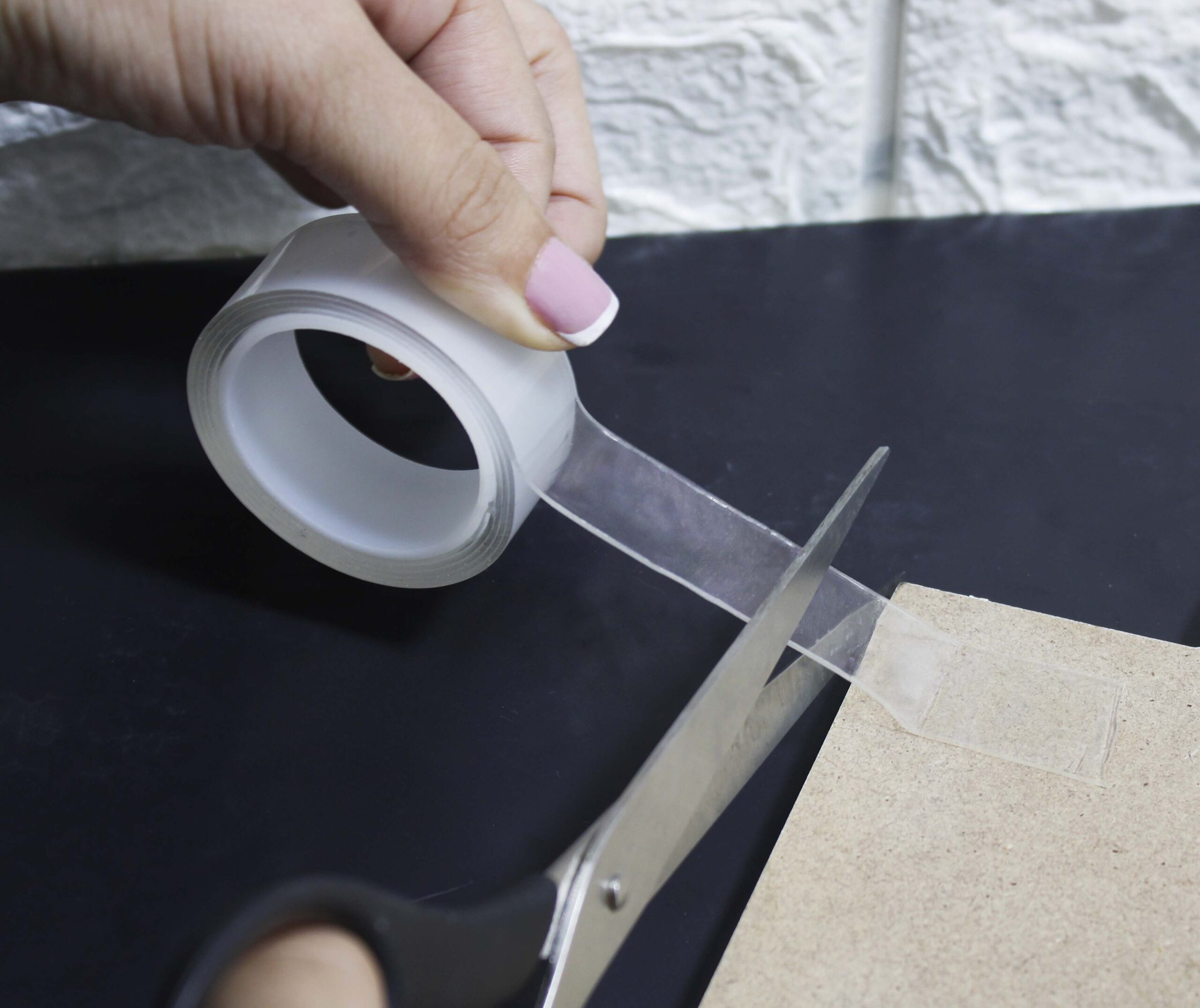 FITA DUPLA FACE TRANSPARENTE, LAVÁVEL E REUTILIZÁVEL 2CMX1M