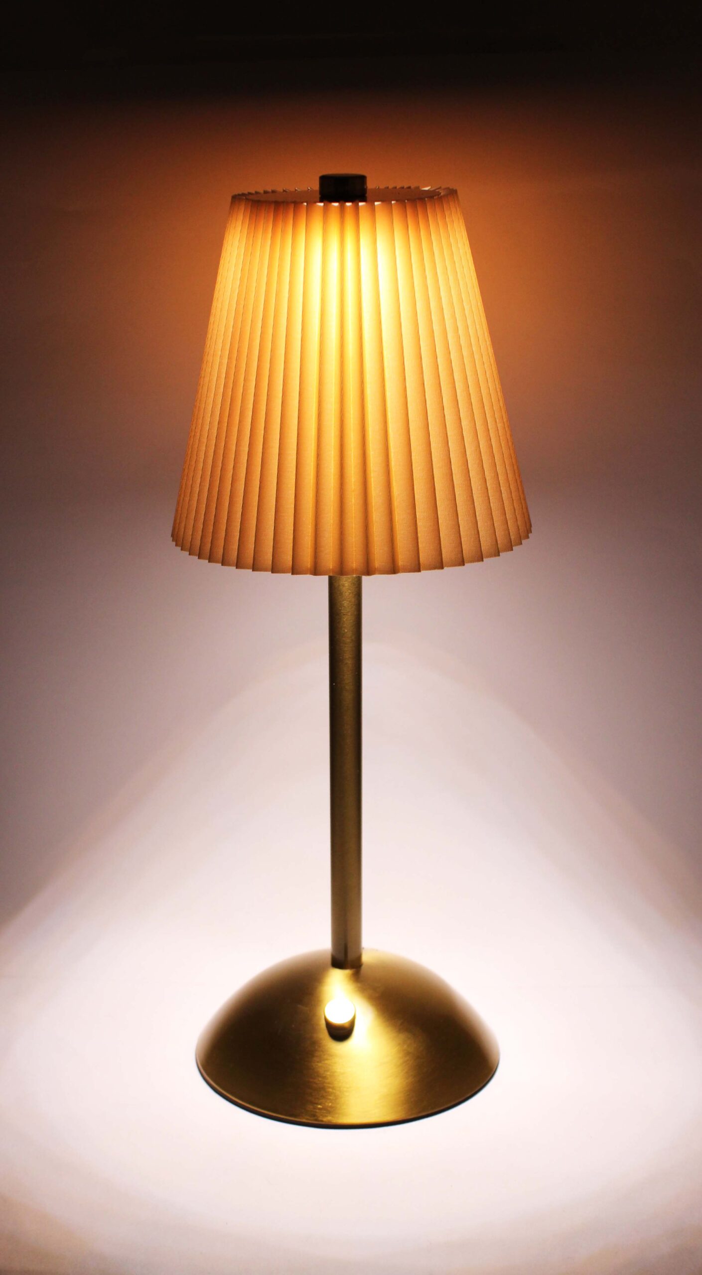 LUMINÁRIA DE MESA RECARREGÁVEL, 20 LEDS, 1200MAH