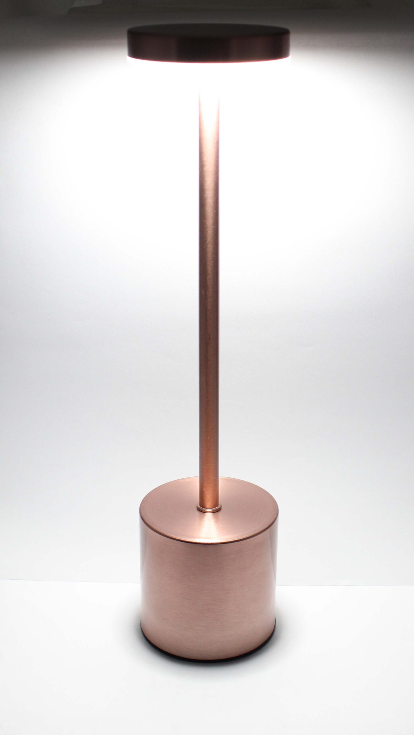 LUMINÁRIA DE MESA RECARREGÁVEL, 20 LEDS, 1200MAH