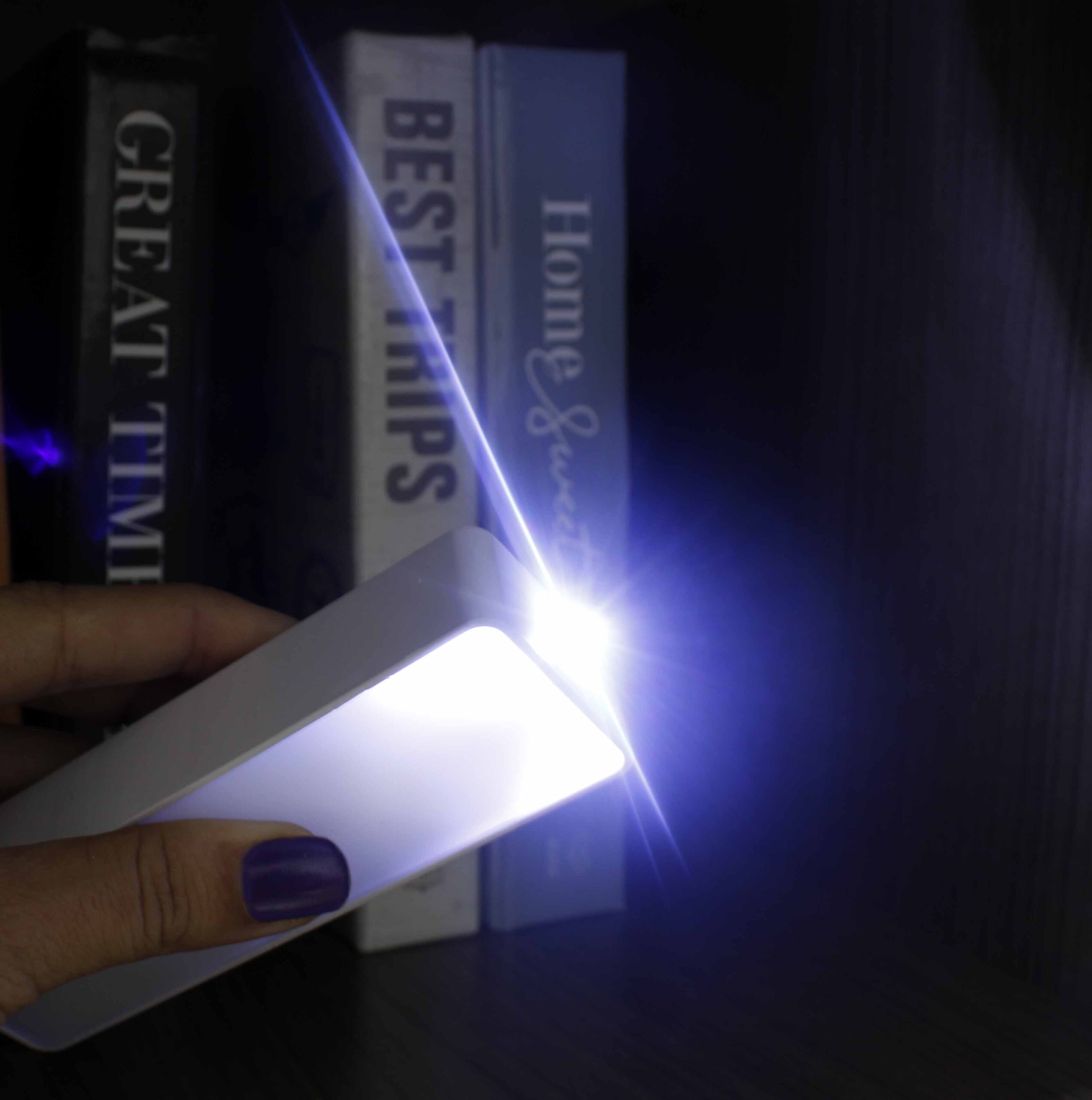 LUMINÁRIA (RECARREGÁVEL) COM CABO USB 5 LEDS BRANCO + 5 LEDS AMARELO (AJUSTE DE INTENSIDADE)
