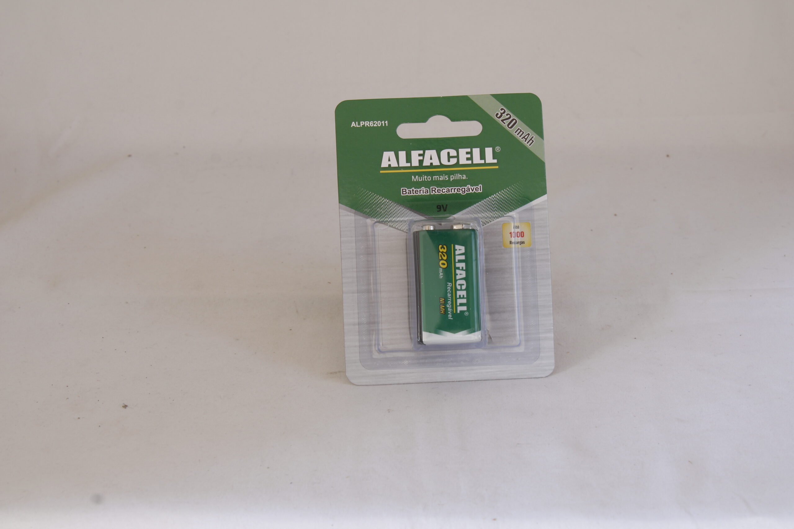 BATERIA RECARREGÁVEL NI-MH 9V 320 MAH (ATÉ 1000 RECARGAS)